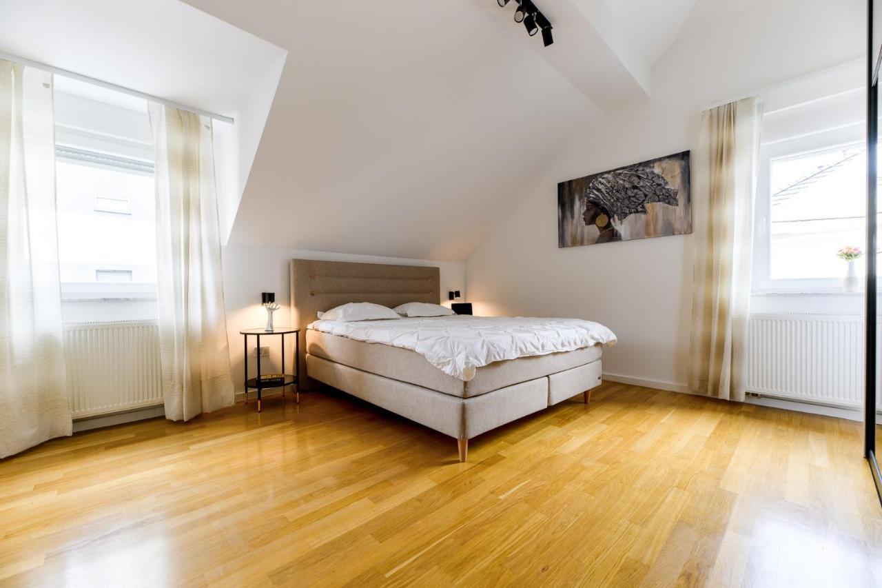 Flexible Selfcheckins 49 - - Parking - New - Luxury Appartamento *