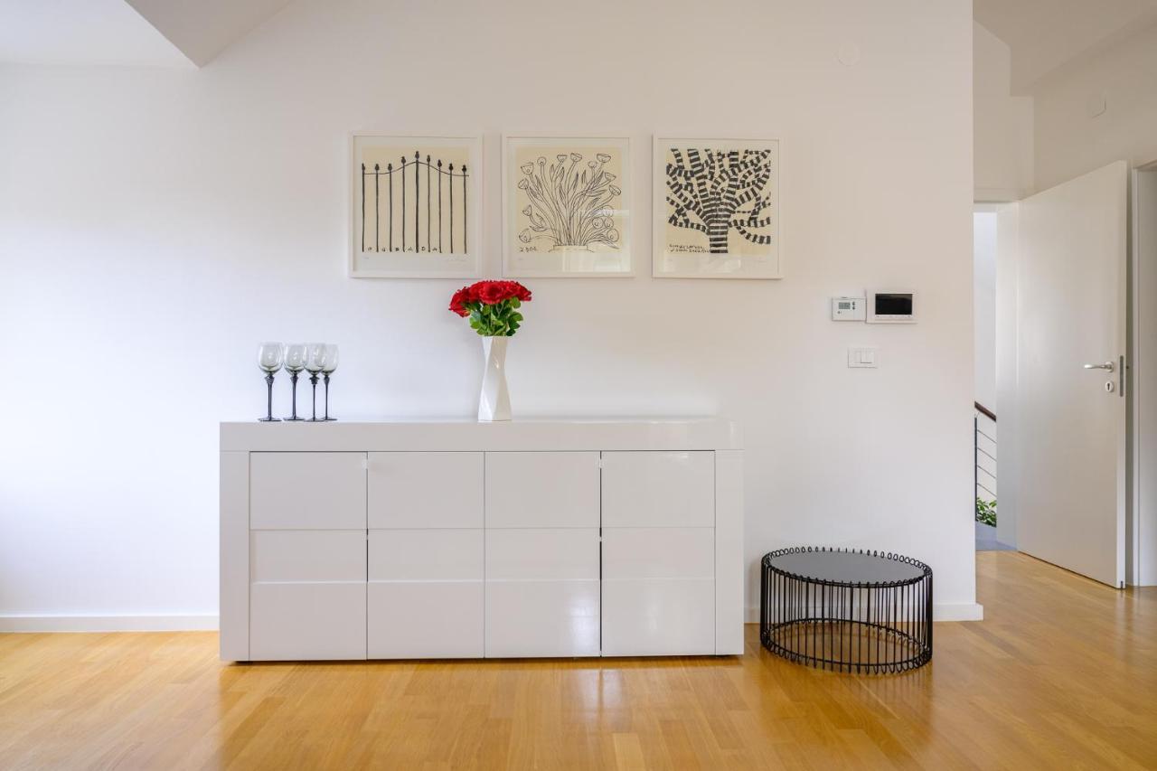 Flexible Selfcheckins 49 - - Parking - New - Luxury * Zagabria
