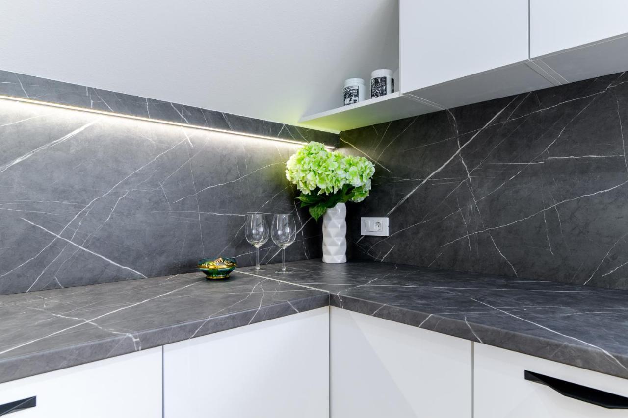 Flexible Selfcheckins 49 - - Parking - New - Luxury Zagabria