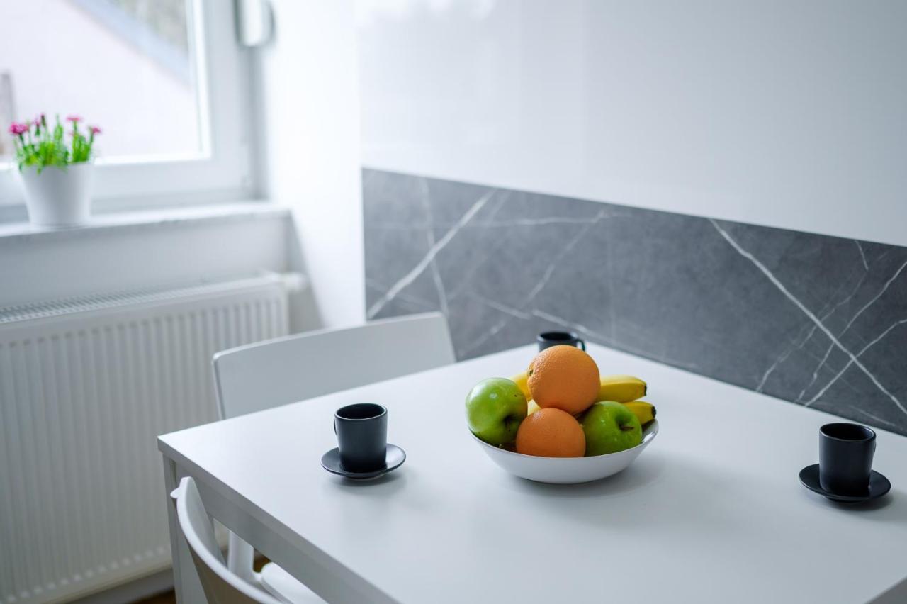 Flexible Selfcheckins 49 - - Parking - New - Luxury Appartamento *